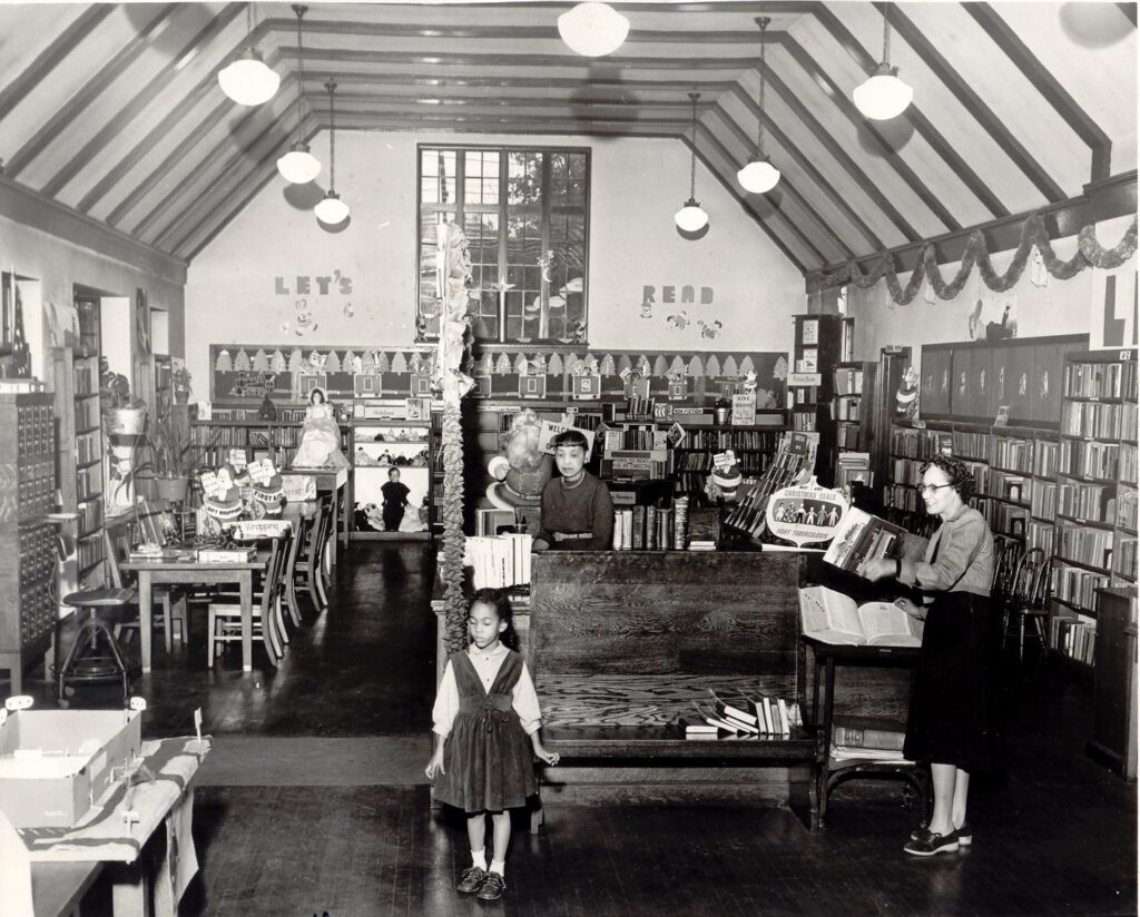 Photo of the Gainsboro Library