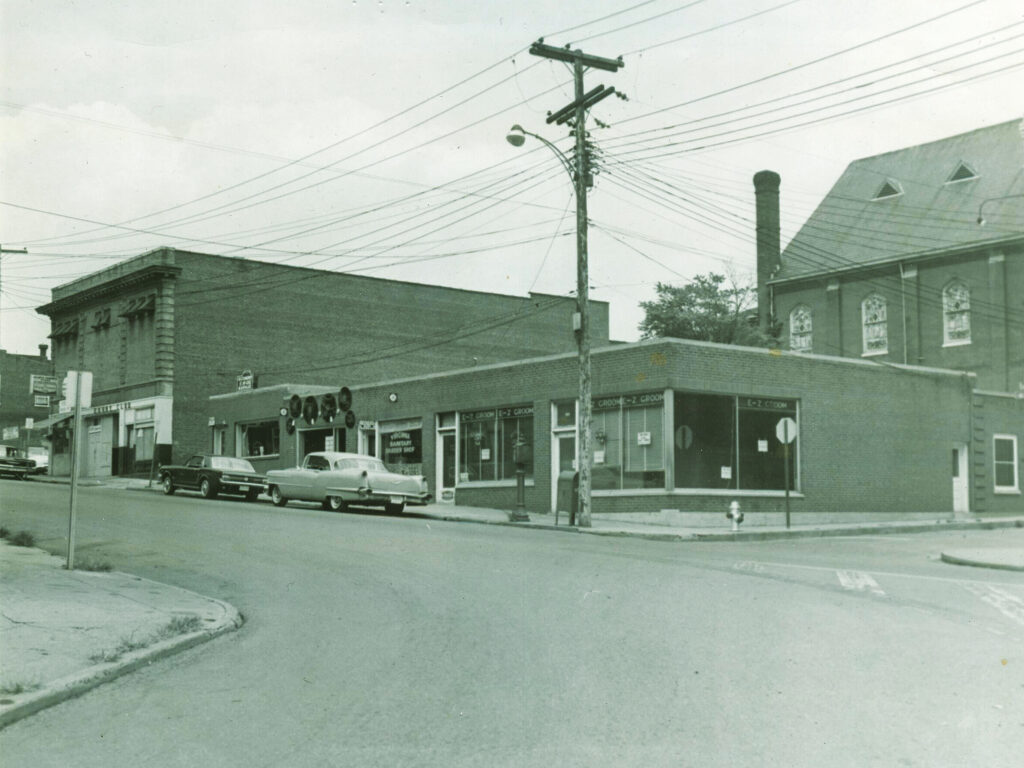 Photo of the Kaiser Record Shop